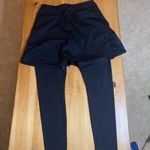 Renwick (Med) Tennis Skirt with Leggings